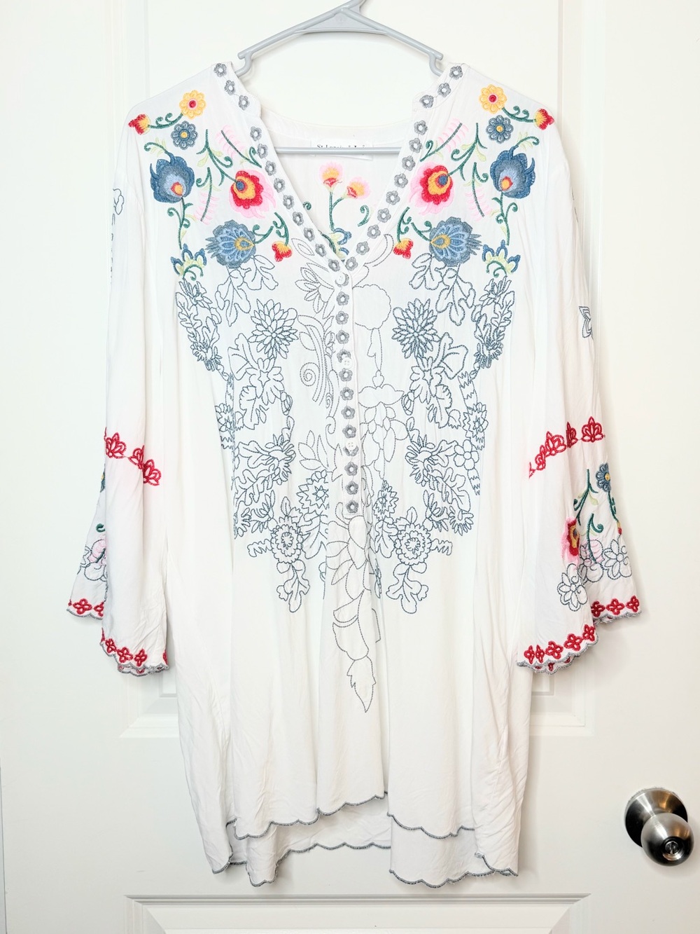 St. Lareina Embroidered Boho Tunic Top L White Floral Cotton Peasant